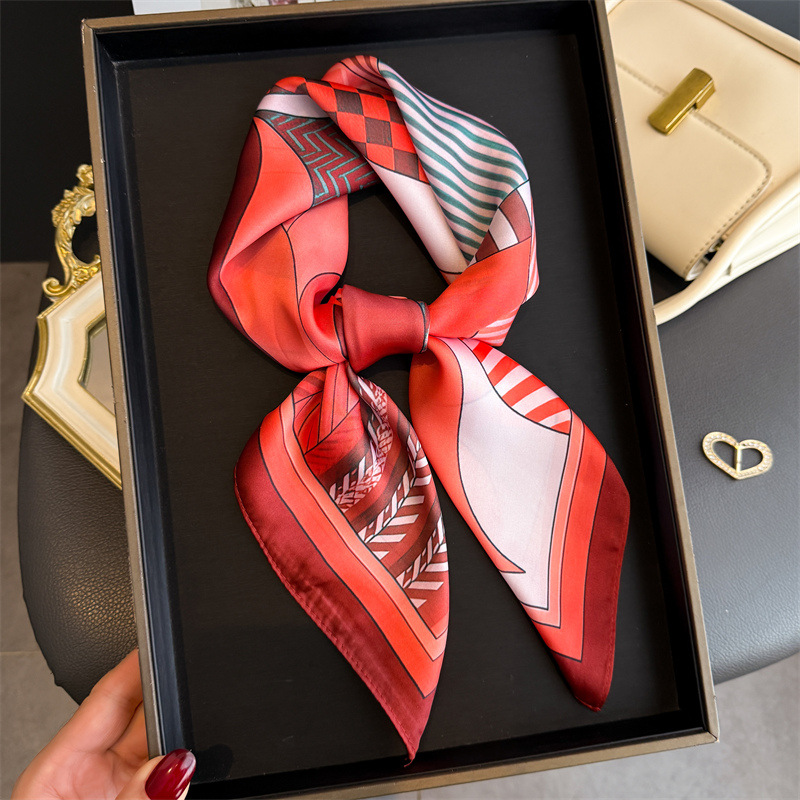2026 新幾何学プリントシルクスクエアスカーフ女性装飾ネク - Women Fashion Necktie のレビューと価格